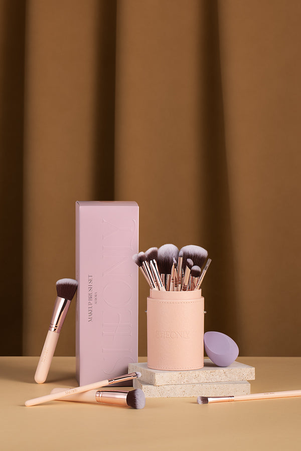 18 Pcs Nude Pink Professional Makeup Brush Set for Foundation Powder Concealers Eye Shadows Blush