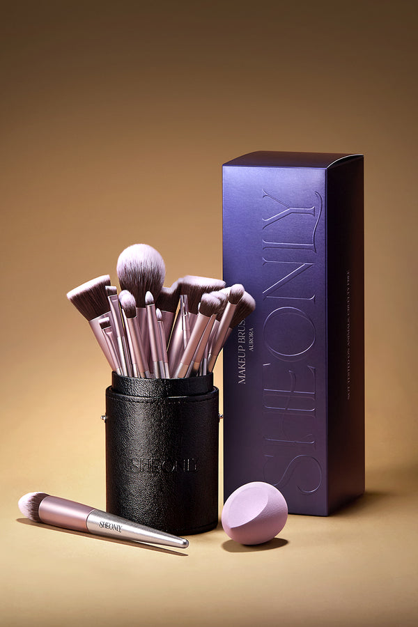 18 Pcs Silver Mist Professional Makeup Brush Set for Foundation Powder Concealers Eye Shadows Blush