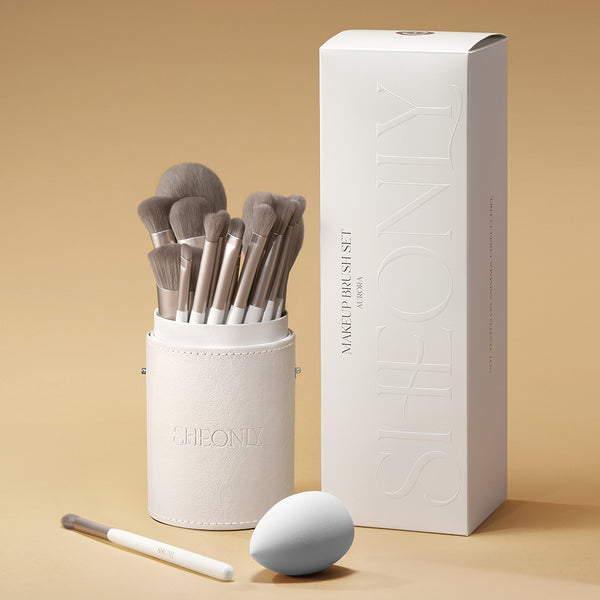 18 Pcs White Professional Makeup Brush Set for Foundation Powder Concealers Eye Shadows Blush